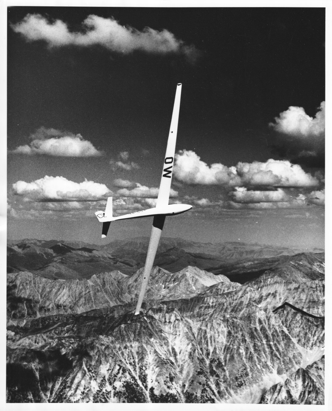Hailey based Glider over Sawtooths Division of Aeronautics (Large)